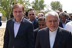 وزیر میراث فرهنگی به بوشهر سفر کرد