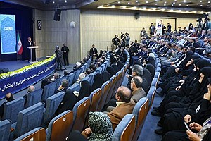 شرایط اقتصادی و اجتماعی بر سلامت مردم تأثیر می‌گذارد