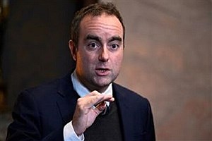 اعتراف نخست وزیر فرانسه به بحران امنیتی