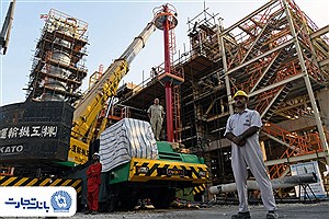 همراهی مدیرعامل بانک تجارت با سرپرست وزارت نفت در بازدید از بازسازی تأسیسات فازهای 4و5 پارس جنوبی