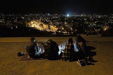 تصویر احیای شب بیست و یکم ماه رمضان در همدان