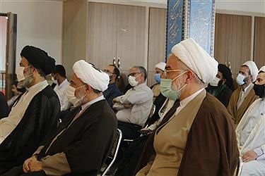 تصویر مراسم تودیع و معارفه مدیر حوزه علمیه خواهران کردستان برگزار شد