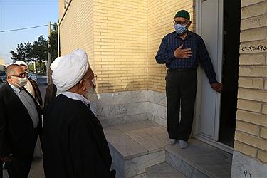 تصویر دیدار امام جمعه یزد با خانواده های شهدا و ایثارگران فتح خرمشهر