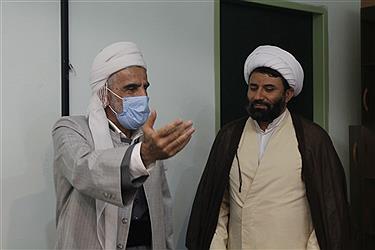 تصویر جلسه«هم اندیشی روحانیون غرب و شمال غرب» در مرکز بزرگ اسلامی کردستان