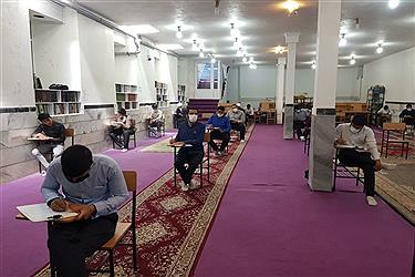 تصویر برگزاری امتحانات حوزه های علمیه کردستان