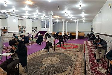 تصویر برگزاری امتحانات حوزه های علمیه کردستان