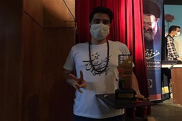 تصویر نخستین جشنواره ملی فیلم کوتاه با عنوان «شراره در شمعدانی‌ها»