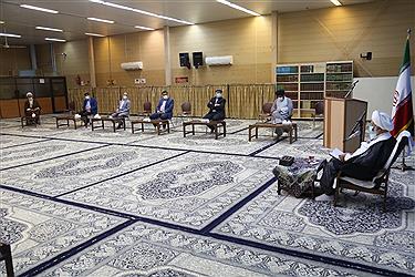 تصویر دیدار منتخبین شورای ششم یزد با امام جمعه