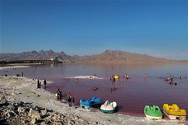 تصویر دریاچه ارومیه