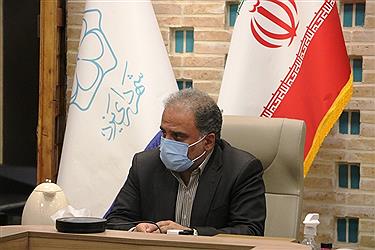 تصویر شهردار یزد در لباس عضو جمعیت هلال احمر
