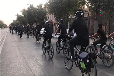 تصویر دوچرخه سواری عزاداران یزدی به روایت تصویر
