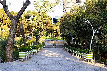 تصویر پارک ساعی تهران آرامشی میان دو خیابان شلوغ
