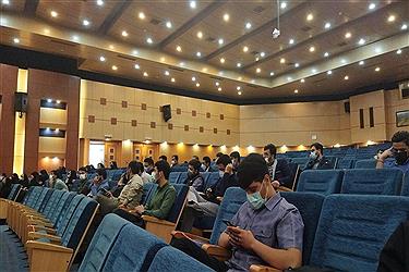 تصویر نشست هم اندیشی استاندار مرکزی با منتخبان تشکل‌های دانشجویی استان مرکزی