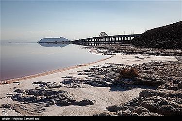تصویر وضعیت قرمز دریاچه ارومیه