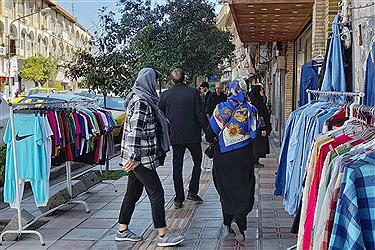 تصویر حال و هوای خیابان های ساری در آستانه نوروز