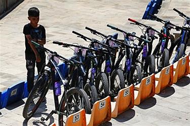 تصویر برگزاری مسابقات دوچرخه سوای کوهستان