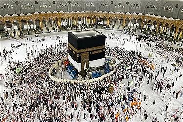 تصویر آماده‌سازی کعبه برای پذیرایی از حجاج
