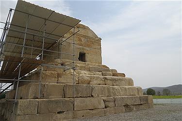 تصویر گزارش اختصاصی پُرسون از مجموعه جهانی پاسارگاد&#47; عکس ببینید