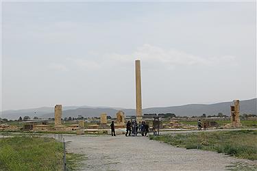 تصویر گزارش اختصاصی پُرسون از مجموعه جهانی پاسارگاد&#47; عکس ببینید