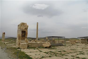 تصویر گزارش اختصاصی پُرسون از مجموعه جهانی پاسارگاد&#47; عکس ببینید