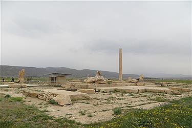 تصویر گزارش اختصاصی پُرسون از مجموعه جهانی پاسارگاد&#47; عکس ببینید