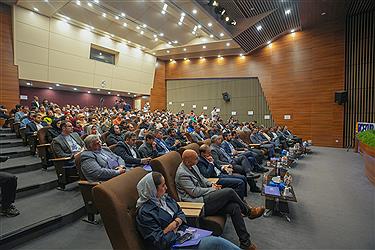 تصویر گزارش تصویری پُرسون از بزرگترین گردهمایی فعالان هوش مصنوعی کشور&#47; تصاویر فیس‌کاپ ششم را ببینید