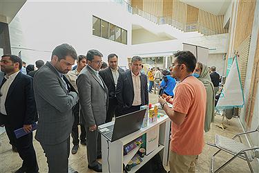 تصویر گزارش تصویری پُرسون از بزرگترین گردهمایی فعالان هوش مصنوعی کشور&#47; تصاویر فیس‌کاپ ششم را ببینید