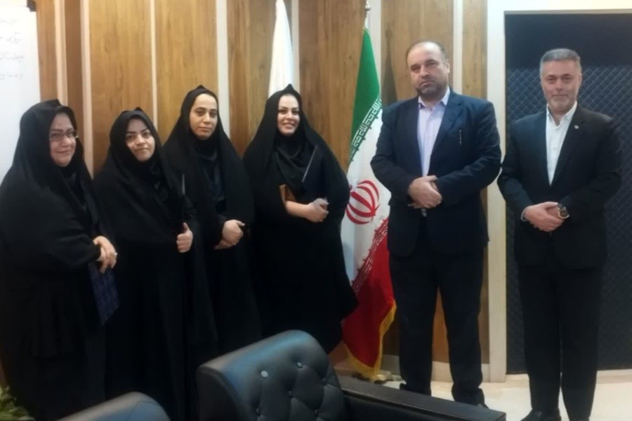 تجلیل از بانوان فرمانداری املش در روز ولادت بی بی فاطمه الزهرا س