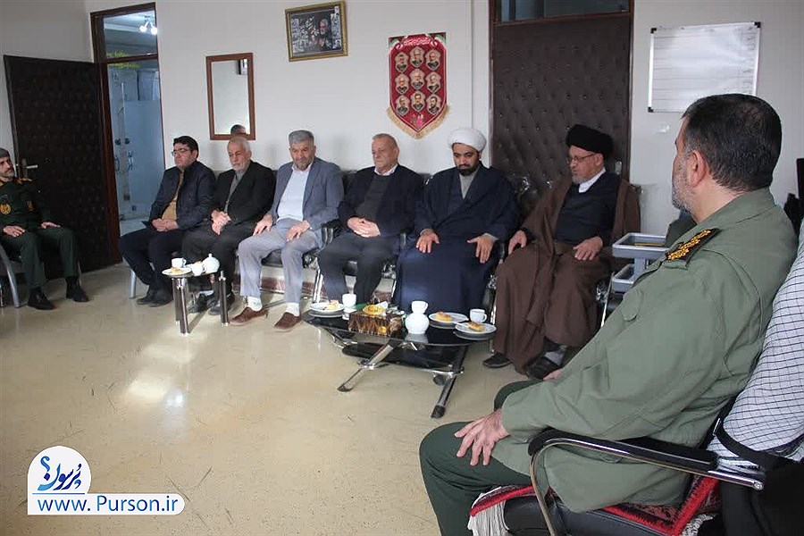 دیدار مسئولین شهر بناب با فرمانده سپاه و سبزپوشان