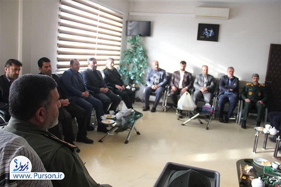 دیدار مسئولین شهر بناب با فرمانده سپاه و سبزپوشان