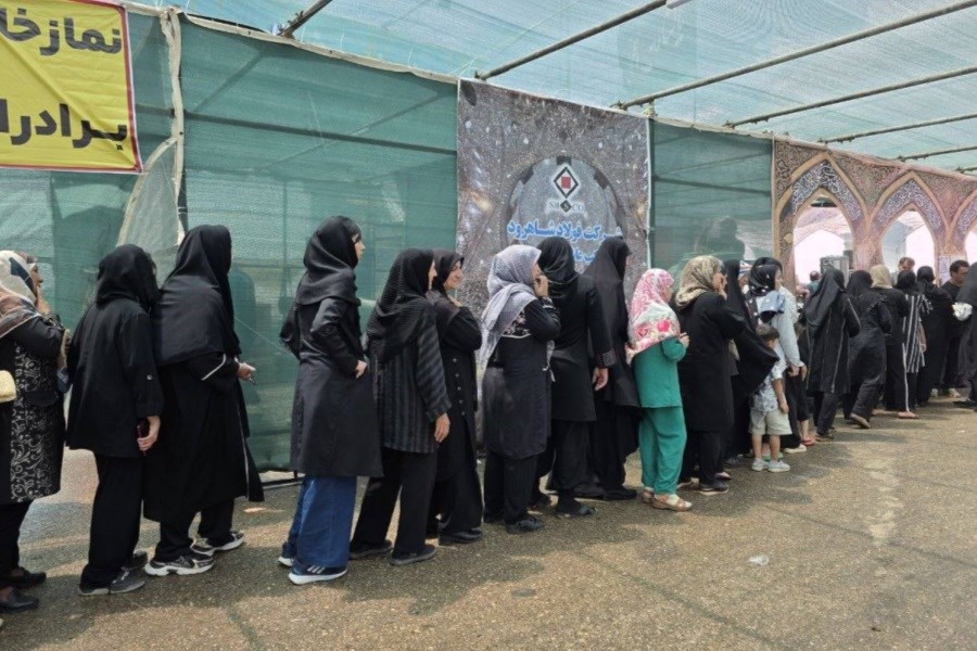موکب فولاد شاهرود در مسیر زائران امام رضا(ع)