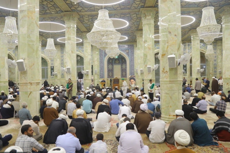 حضور علما و اقشار مختلف مردم در مراسم دومین سالگرد آیت‌الله محفوظی