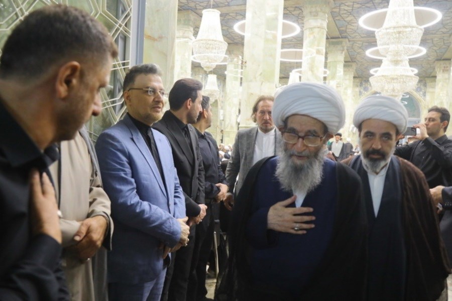 حضور مراجع تقلید و علما در مراسم بزرگداشت آیت‌الله محفوظی