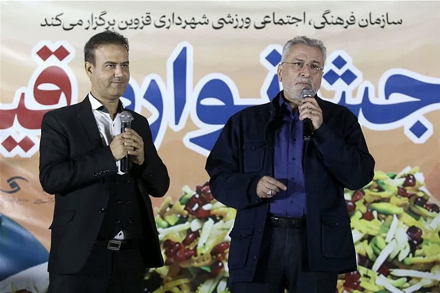 شهرام احمدپور معاون استاندار قزوین در جشنواره قیمه‌نثار و بادبادک‌ها