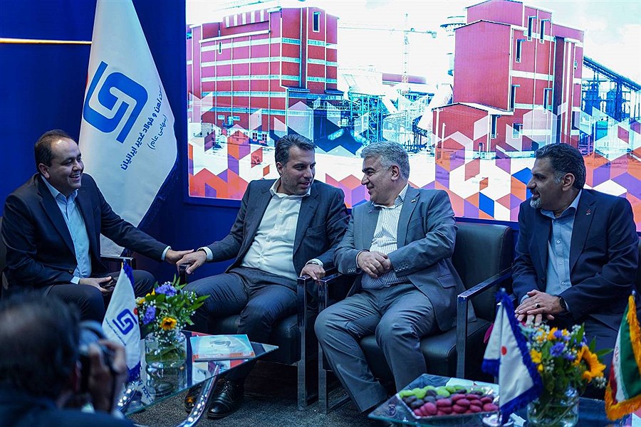 مذاکره فولاد شاهرود با فعالان صنعت برای توسعه همکاریهای تجاری