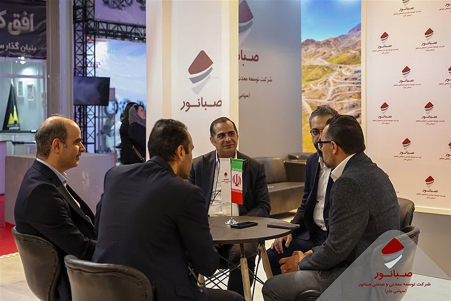 گفت‌وگوی مدیران صنعتی درباره توسعه زنجیره ارزش فولاد در غرفه صبانور